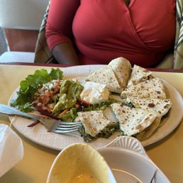 Chicken and spinach quesadillas Chicken and spinach quesadillas
