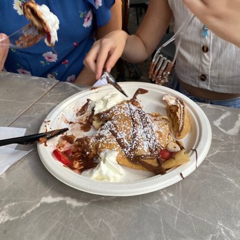 iCafe de Paris - Nutella Crepe - Creperies Near Me - Orlando, Florida iCafe de Paris - Nutella Crepe - Creperies Near Me - Orlando, Florida
