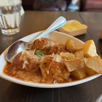 Bodega On Main - Spanish Near Me - Vancouver, British Columbia Bodega On Main - Spanish Near Me - Vancouver, British Columbia