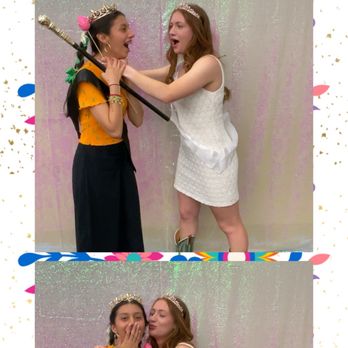 Karessa’s Kamera - Unlimited photo prints included in the Gold Packages and Rose Gold Packages. - Photo Booth Rentals Near Me Karessa’s Kamera - Unlimited photo prints included in the Gold Packages and Rose Gold Packages. - Photo Booth Rentals Near Me