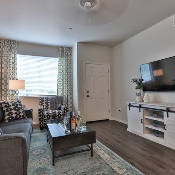 San Mateo - Living Room - Apartments Near Me - Phoenix, Arizona San Mateo - Living Room - Apartments Near Me - Phoenix, Arizona