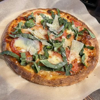 Rustic Fire - small 9" Personal Margherita Pizza - Pizza Near Me - Paso Robles, California