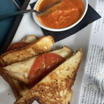 Marion Hose Bar - After school special - Gastropubs Near Me - Jim Thorpe, Pennsylvania Marion Hose Bar - After school special - Gastropubs Near Me - Jim Thorpe, Pennsylvania