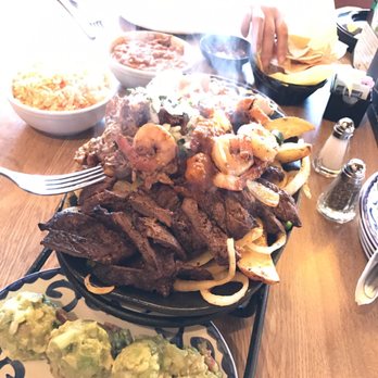 El Torito - Sizzling hot family fajita meal! - Mexican Near Me - Northridge, California El Torito - Sizzling hot family fajita meal! - Mexican Near Me - Northridge, California