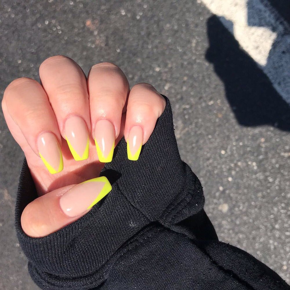 Attache Nail Salon - Nail Salons Near Me - Bordentown, New Jersey