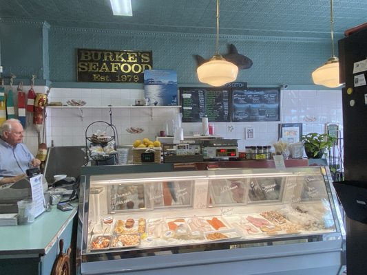 Burke’s Seafood (ON VACATION~Reopen Tues 7/29/25 ) by null