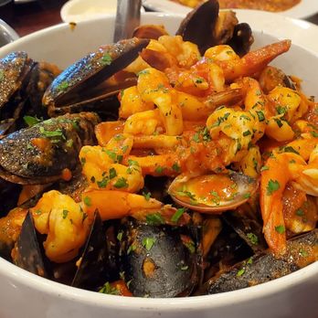 Stephano's Ristorante - Zuppa de Pesce, outstanding - Italian Near Me - Fishkill, New York Stephano's Ristorante - Zuppa de Pesce, outstanding - Italian Near Me - Fishkill, New York