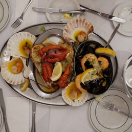Hot shellfish platter