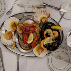 Melrose - Hot shellfish platter