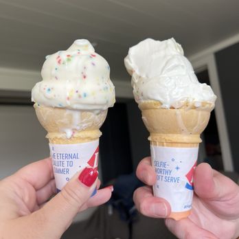 Dairy Queen Grill & Chill - Great job team. - Ice Cream & Frozen Yogurt Near Me - Waconia, Minnesota