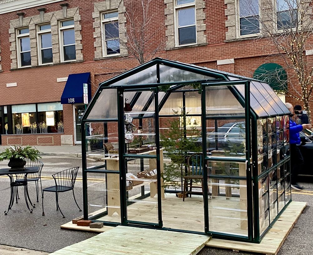 DANCING EYE GALLERY Updated June 2024 11 Photos & 16 Reviews 101 N Center St, Northville