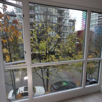 High Roller Painters - Finished widow - Painters Near Me - North Vancouver, British Columbia High Roller Painters - Finished widow - Painters Near Me - North Vancouver, British Columbia