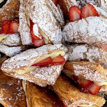 Cream Pan - 14 pc strawberry croissants - Bakeries Near Me - Tustin, California