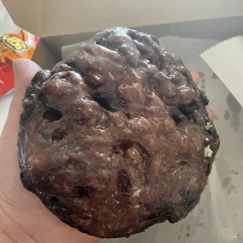 Donut King Hawaii - It's bigger than my hand, and I got big fricken hands! - Donuts Near Me - Honolulu, Hawaii Donut King Hawaii - It's bigger than my hand, and I got big fricken hands! - Donuts Near Me - Honolulu, Hawaii