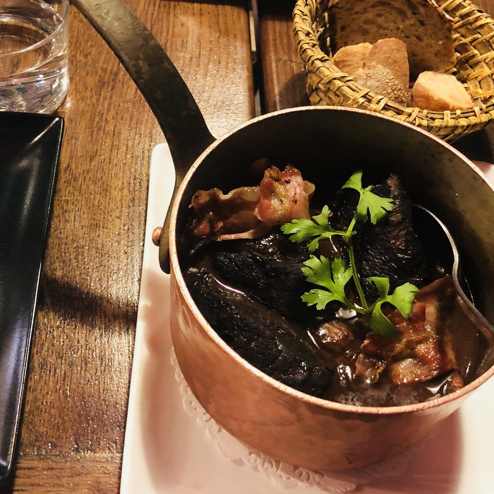 Le Volant Basque - Beef bourguignon - the best! - Basque Near Me - Paris, 75