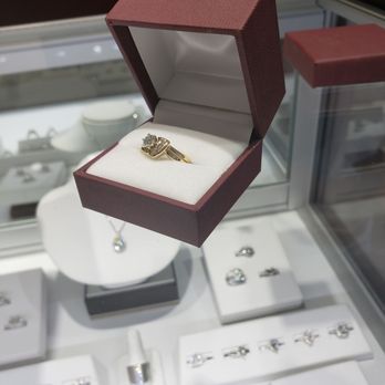 Pierre's Jewelers - Engagement ring set - Jewelry Near Me - La Mesa, California Pierre's Jewelers - Engagement ring set - Jewelry Near Me - La Mesa, California
