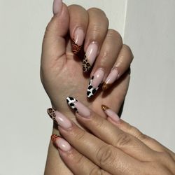 Hollywood Beauty Lounge - February nails