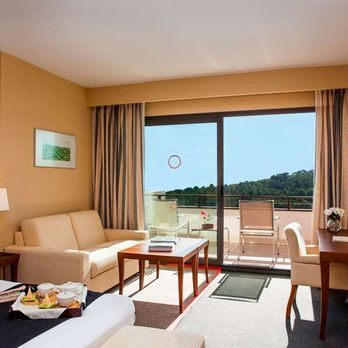 Dolce Sitges - Guest room - Hotels Near Me - Sitges, B Dolce Sitges - Guest room - Hotels Near Me - Sitges, B