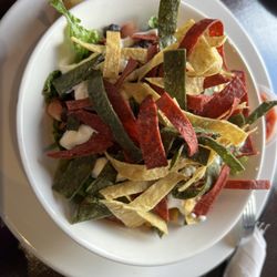 Oliver Street Bar & Grill - Santa Fe salad