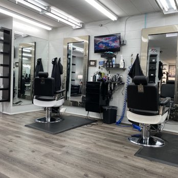 Prestige Barbershop - https://booksy.com/en-us/21033_prestige-barbershop-llc_barber-shop_28202_nashua - Barbers Near Me - Nashua, New Hampshire Prestige Barbershop - https://booksy.com/en-us/21033_prestige-barbershop-llc_barber-shop_28202_nashua - Barbers Near Me - Nashua, New Hampshire