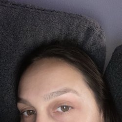 Lee Nails and Day Spa - Eyebrows
