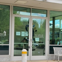 The Foot and Ankle Center - The front of the office. Conveniently located on the ground level.