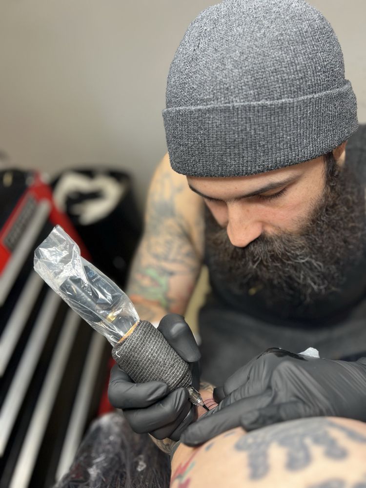 BLACK OWL TATTOO & ART GALLERY - Updated October 2025 - 68 Photos & 29 ...