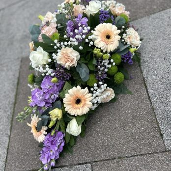 Fleur Boutique Interflora florist - Funeral tribute by www.fleurboutique.co.uk - Florists Near Me - Much Hoole, LAN Fleur Boutique Interflora florist - Funeral tribute by www.fleurboutique.co.uk - Florists Near Me - Much Hoole, LAN