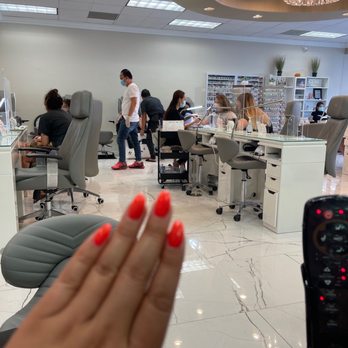 Happiest Nails & Spa - Hawaii Nails - Nail Salons Near Me - Oceanside, California