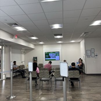 Quest Diagnostics - Waiting room - Laboratory Testing Near Me - Oakland Park, Florida Quest Diagnostics - Waiting room - Laboratory Testing Near Me - Oakland Park, Florida