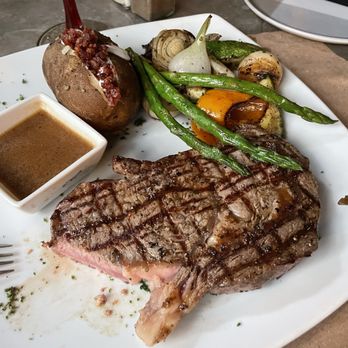 Roasted Grill & Bar - Ribeye steak with veggies - Seafood Near Me - Cabo San Lucas, BCS
