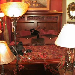 Lilli's Lighting And Decor