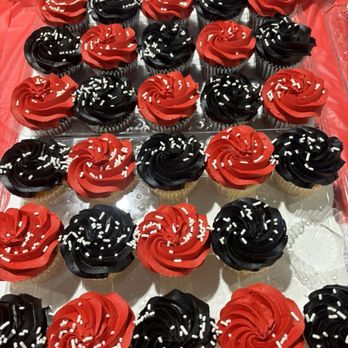 Sam's Club - Cupcakes - Wholesale Stores Near Me - Gurnee, Illinois Sam's Club - Cupcakes - Wholesale Stores Near Me - Gurnee, Illinois