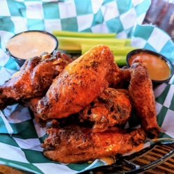Avondale Tap - Buffalo Wings