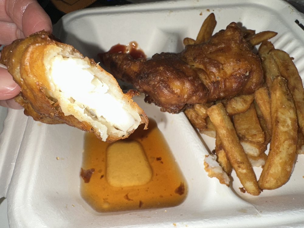 ON THE HOOK FISH N CHIPS TRUCK 3600 S St Peters Pkwy, St. Peters, MO