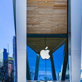 Apple - Brooklyn - Exterior - Mobile Phones Near Me - Brooklyn, New York Apple - Brooklyn - Exterior - Mobile Phones Near Me - Brooklyn, New York