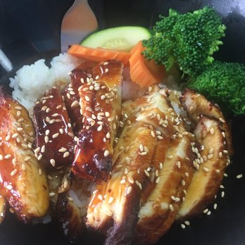 Ramen vs Pho - Teriyaki Chicken - Vietnamese Near Me - Fresno, California