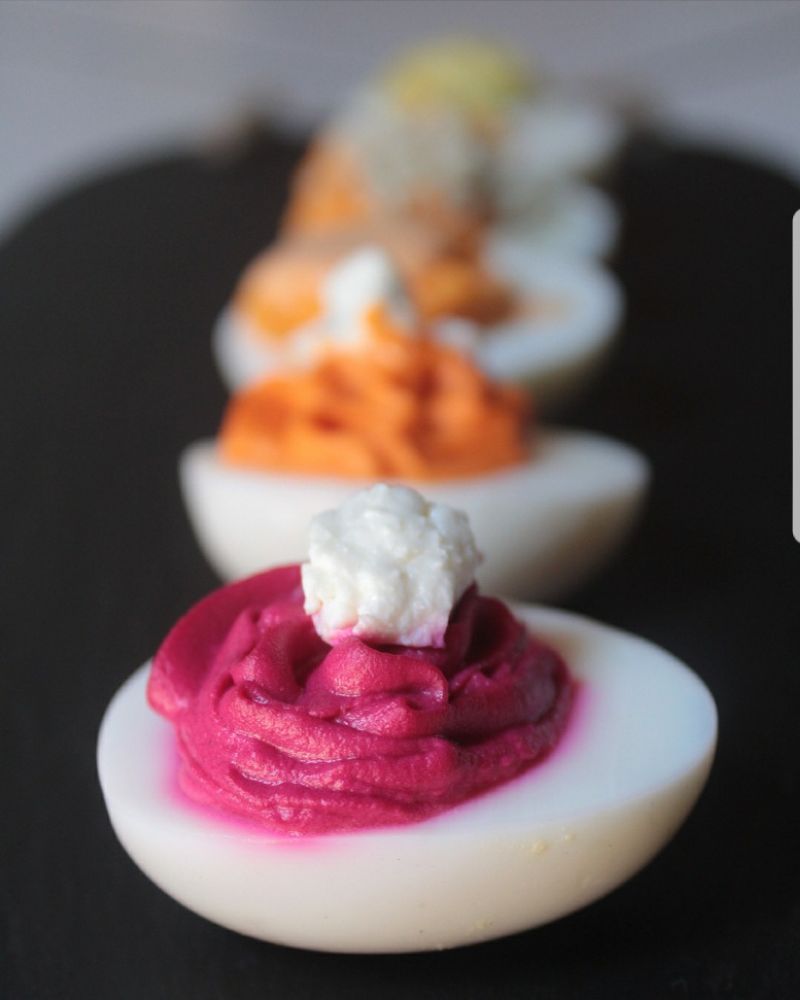 Wicked Chicken's Deviled Eggs Logo