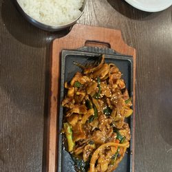 Shin Sa Dong Korean Cuisine - D-27. DWAEJI BULGOGI