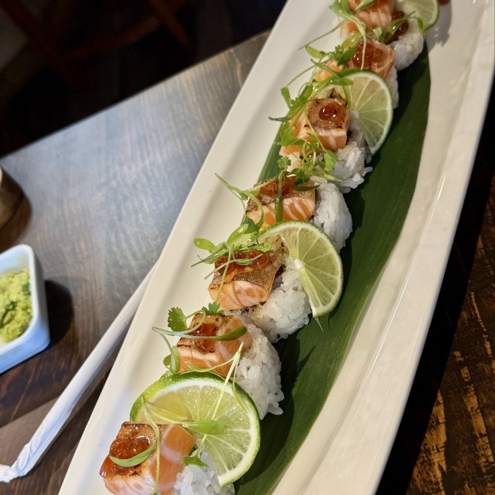 Sushi King - 02.02.25 salmon lover roll - Sushi Bars Near Me - Fairfield, California Sushi King - 02.02.25 salmon lover roll - Sushi Bars Near Me - Fairfield, California