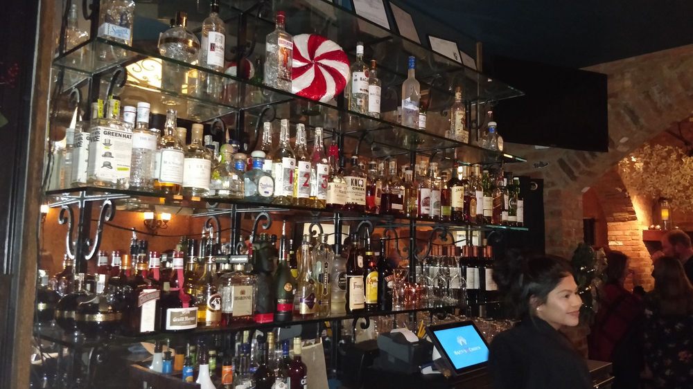 BAZIN’S NEXT DOOR 11 Photos & 13 Reviews 111 Church St N, Vienna