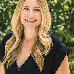 Crystal Ferris - Arroyo Real Estate