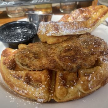 Lake House Bar and Grill - Chicken & Waffles - New American Near Me - Dallas, Texas