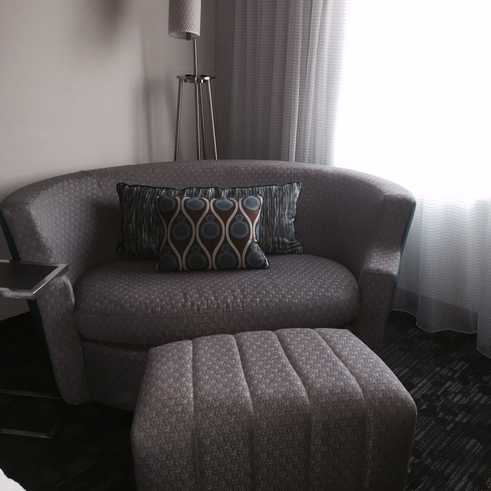 Courtyard by Marriott Jacksonville - This sleeper sofa even comes with a side table - Hotels Near Me - Jacksonville, North Carolina Courtyard by Marriott Jacksonville - This sleeper sofa even comes with a side table - Hotels Near Me - Jacksonville, North Carolina