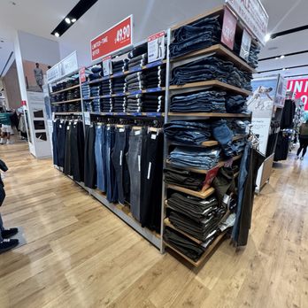 Uniqlo - Women's Clothing Near Me - Chicago, Illinois Uniqlo - Women's Clothing Near Me - Chicago, Illinois