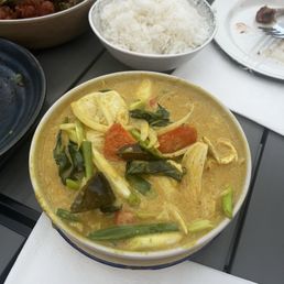 Yellow Curry Yellow Curry