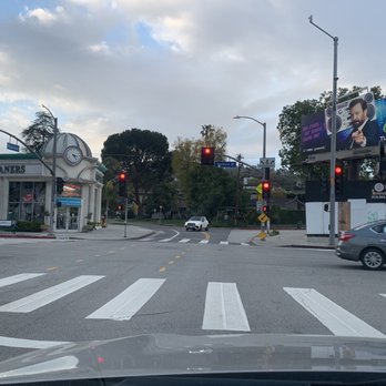 Sherman Oaks - Intersection of Woodman and Ventura blvd - Local Flavor Near Me - Sherman Oaks, California Sherman Oaks - Intersection of Woodman and Ventura blvd - Local Flavor Near Me - Sherman Oaks, California