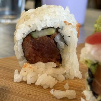 EE Sushi - Cross section of spicy tuna roll (insane portion) - Sushi Bars Near Me - San Jose, California