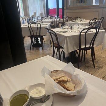 Medi Bistro - Yum - Mediterranean Near Me - White Plains, New York