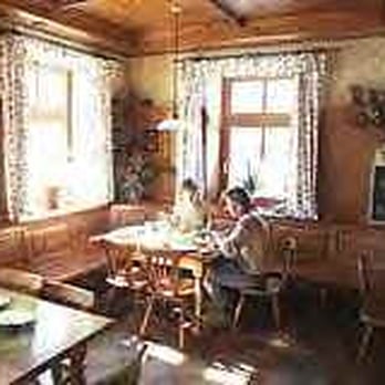 Landgasthof Weitzer - Gaststube - Guest Houses Near Me - Pösing, BY Landgasthof Weitzer - Gaststube - Guest Houses Near Me - Pösing, BY